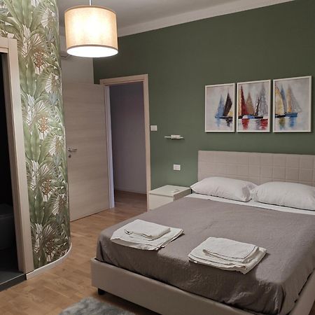 Dimora Rudiae Lecce Bed & Breakfast Exterior foto