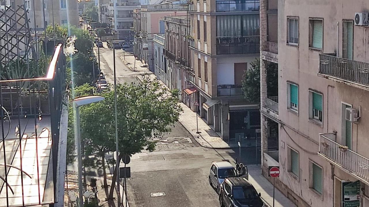 Dimora Rudiae Lecce Bed & Breakfast Exterior foto