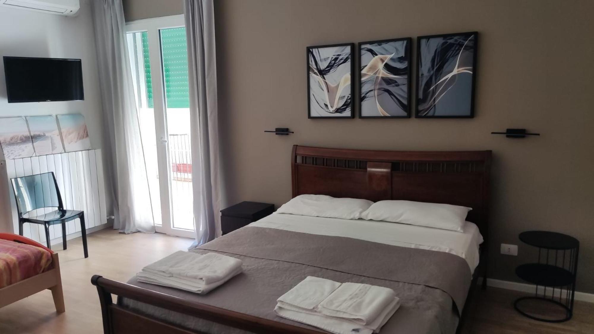 Dimora Rudiae Lecce Bed & Breakfast Exterior foto